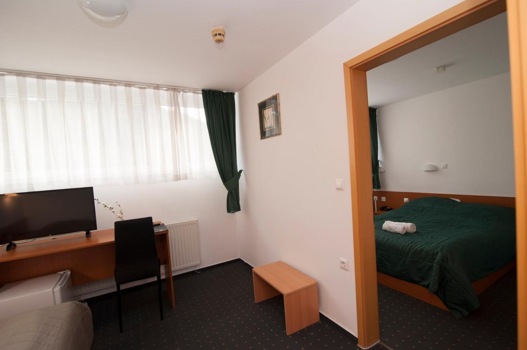 Hotel Faraon Celje Ruang foto