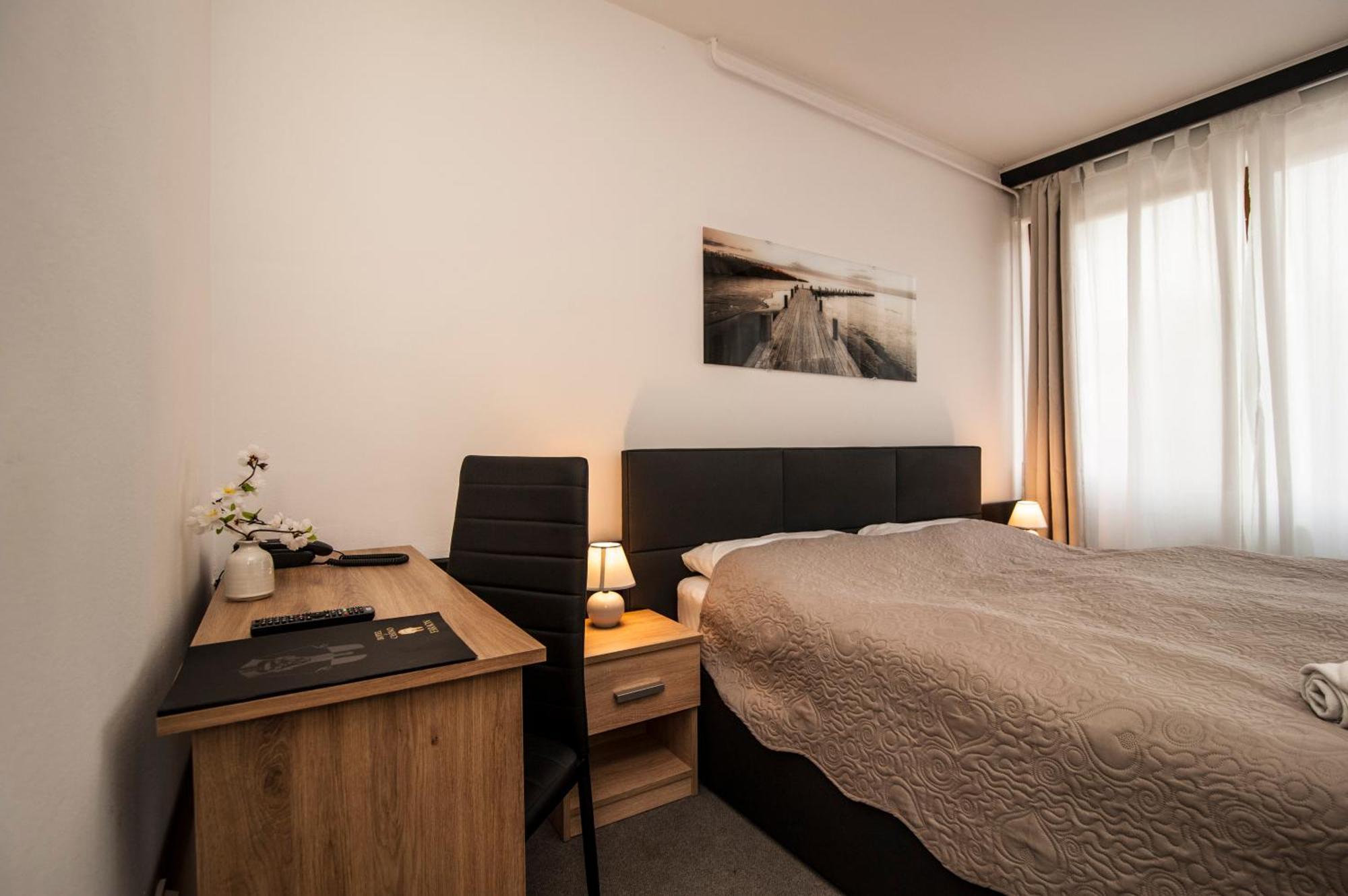 Hotel Faraon Celje Ruang foto