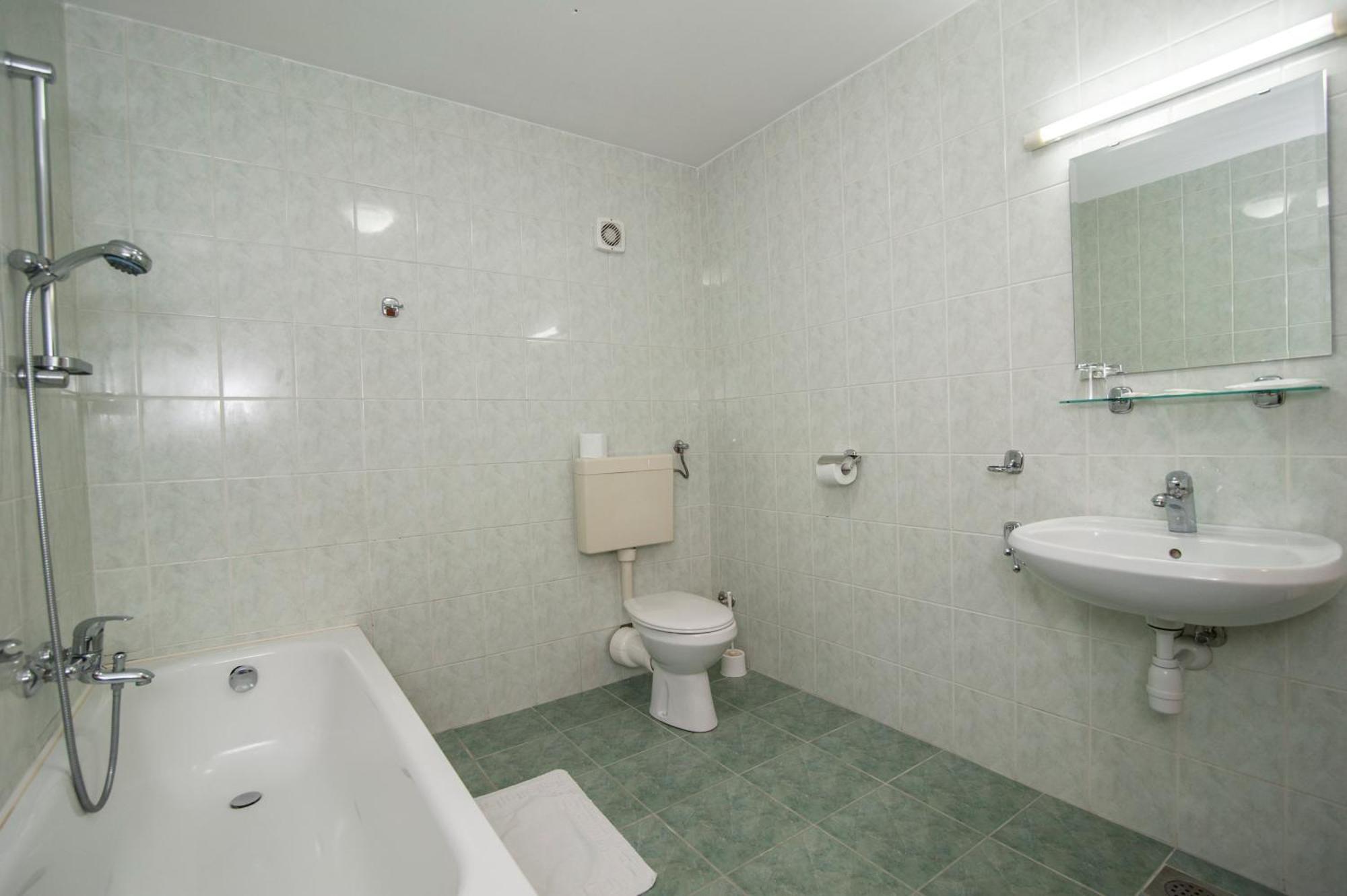 Hotel Faraon Celje Ruang foto