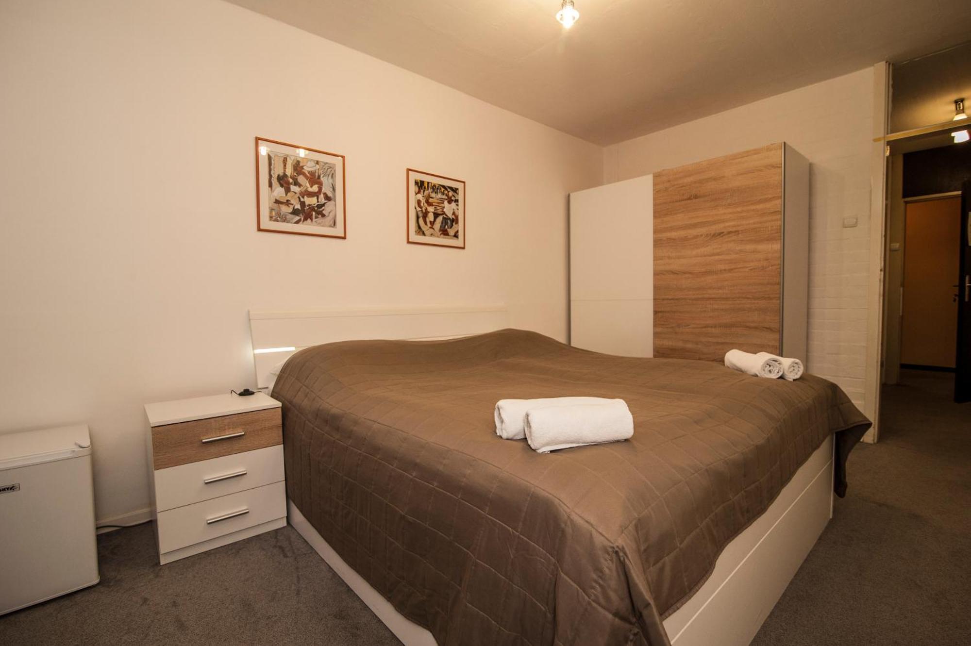 Hotel Faraon Celje Ruang foto