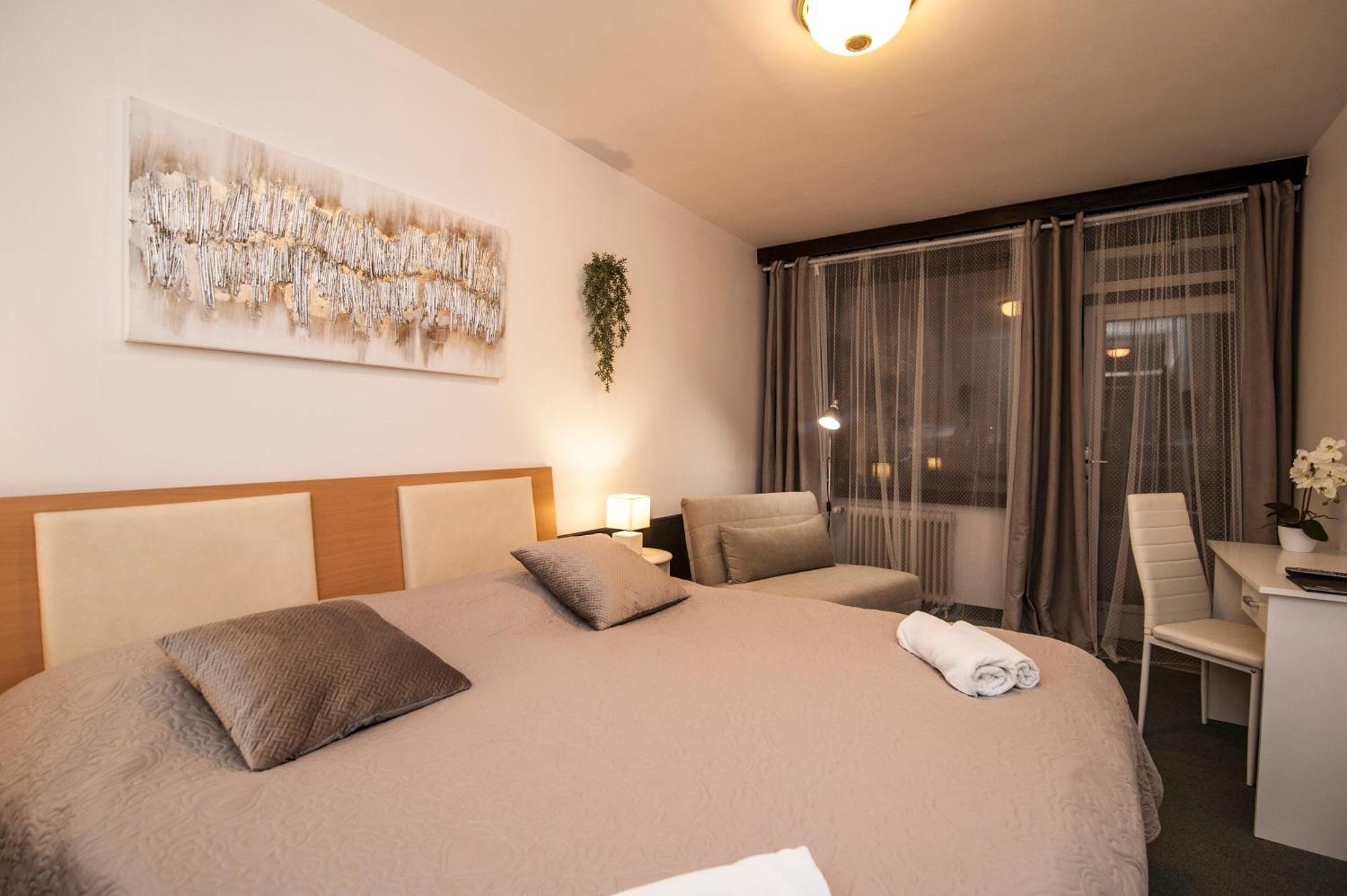 Hotel Faraon Celje Ruang foto