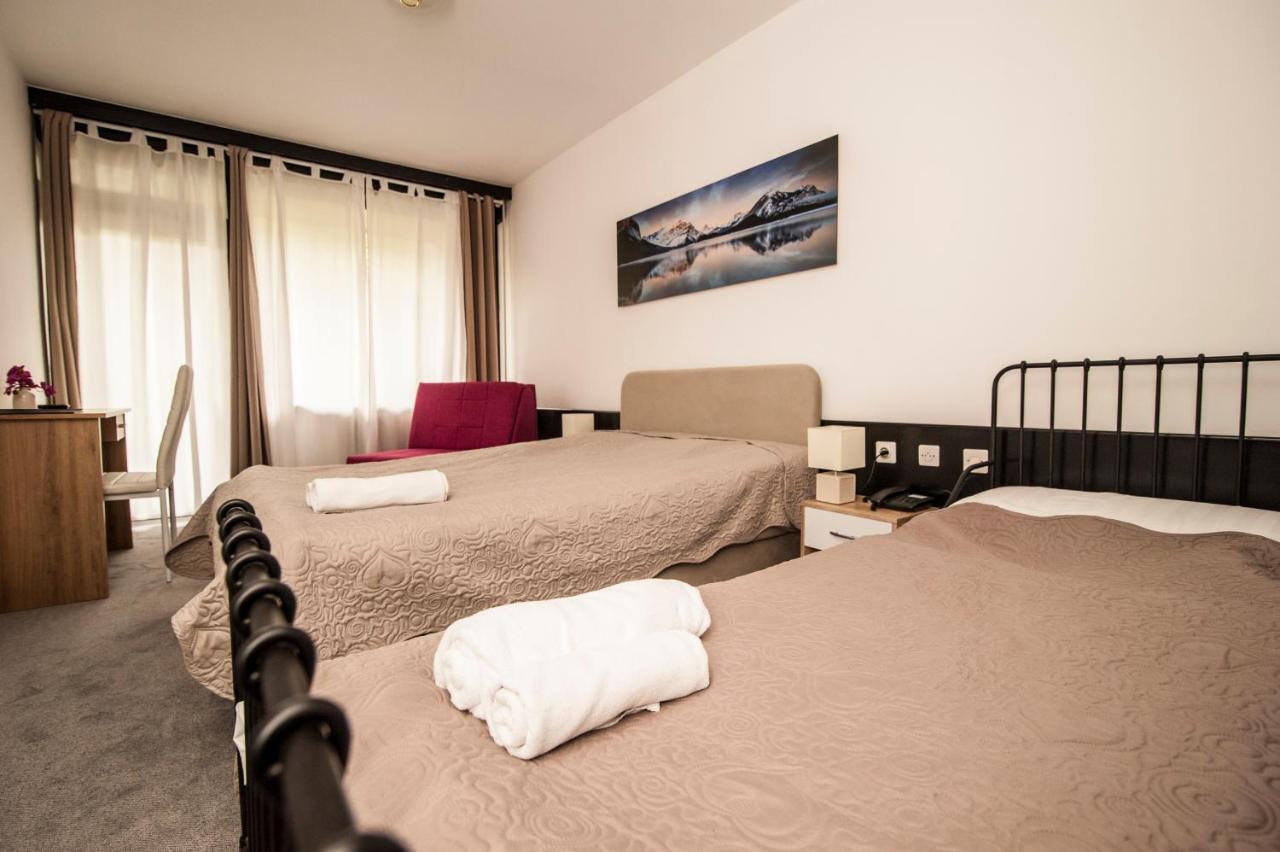 Hotel Faraon Celje Bagian luar foto