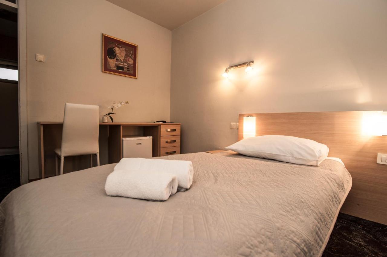 Hotel Faraon Celje Bagian luar foto