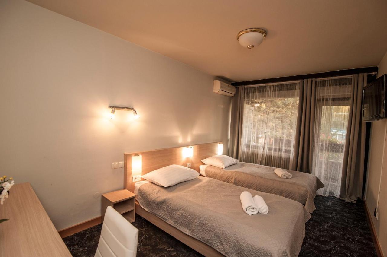 Hotel Faraon Celje Bagian luar foto